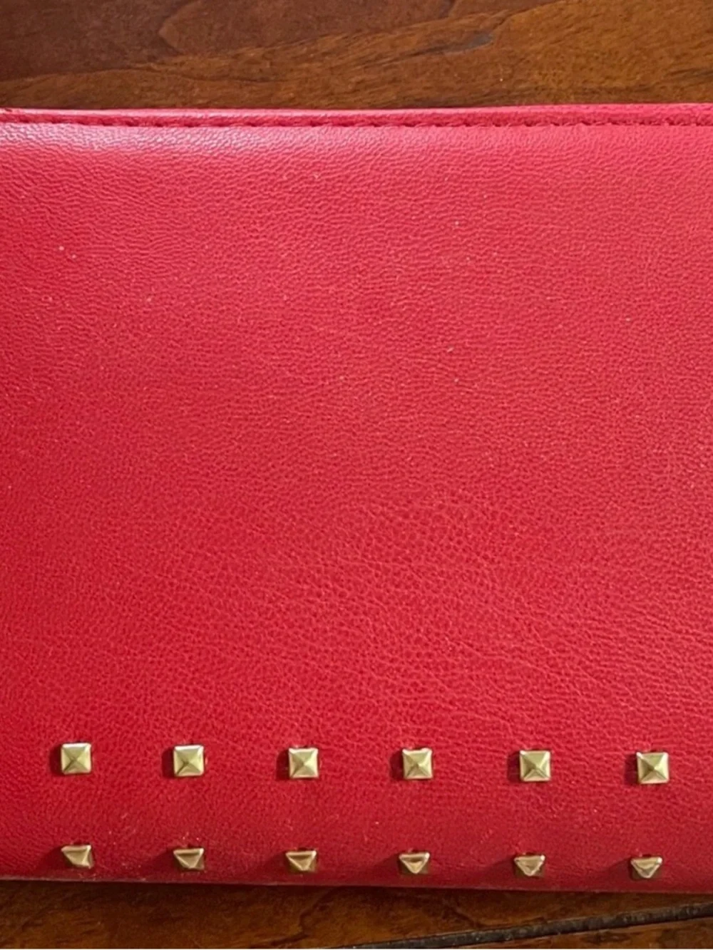 Badgley Mischka set. NWT. Tote bag and wallet. Has lap top pocket.  MRSP $208 - Picture 4 of 9